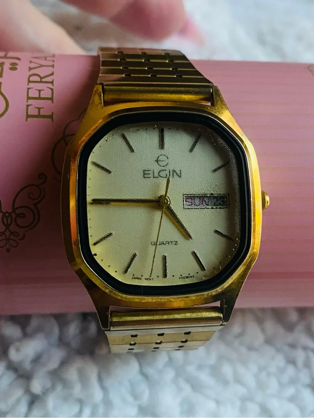 Vintage Elgin FC206012 Men’s Quartz Watch 70’s 80’s Gold Toned